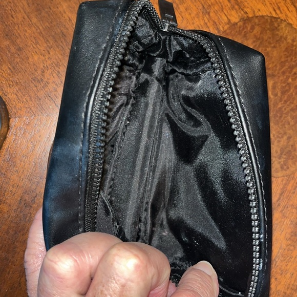 YSL  Beaute Bag  Black/gold vinyl lined in black nylon  YSL gold foil front logo - Picture 5 of 13